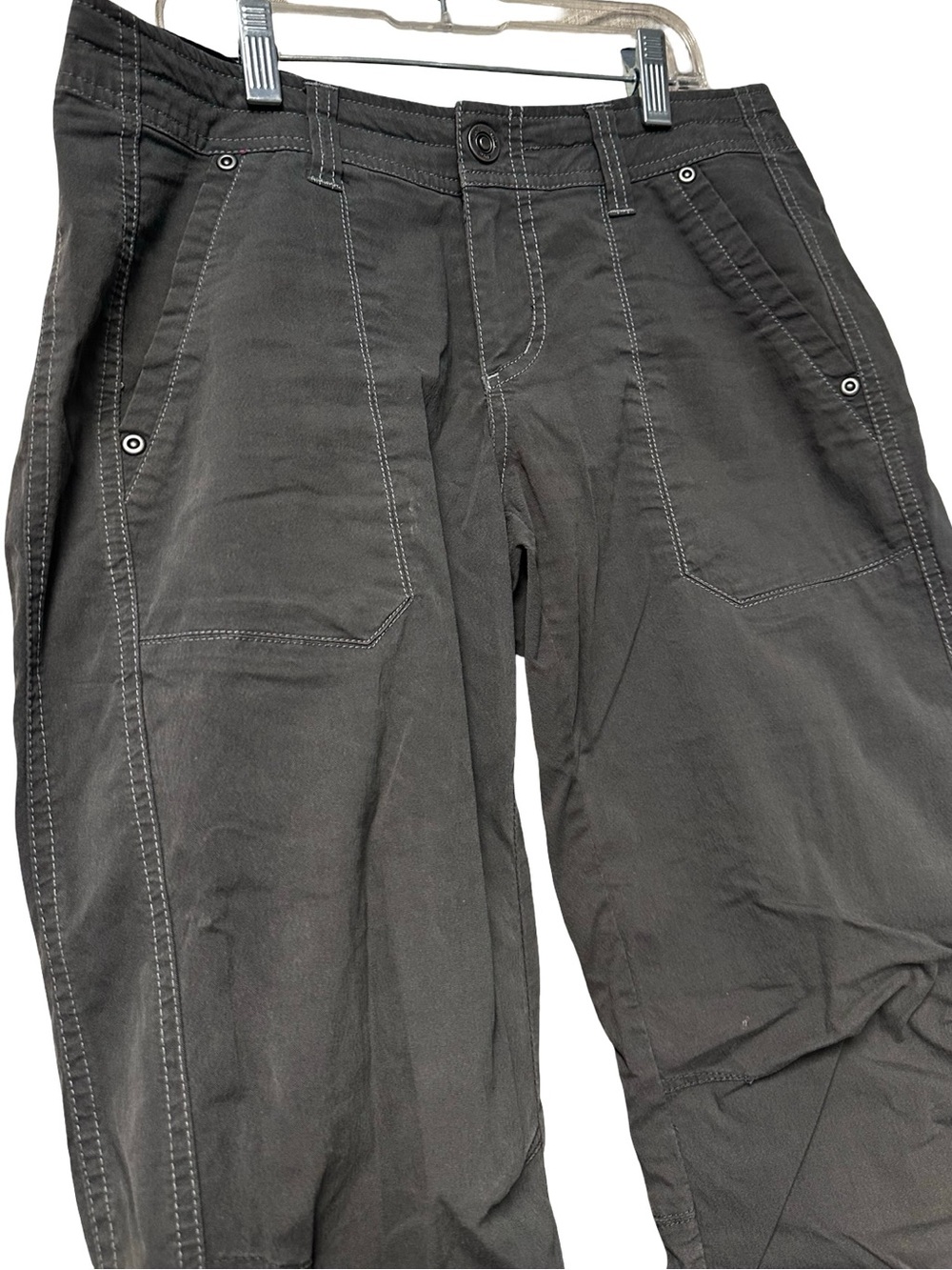 Kuhl Kendra Size 4 Gray Embroidered Outdoor Hiking Capri Pants Stretchy Cotton - Picture 3 of 11